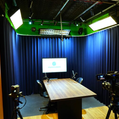 frente estudio pequeno